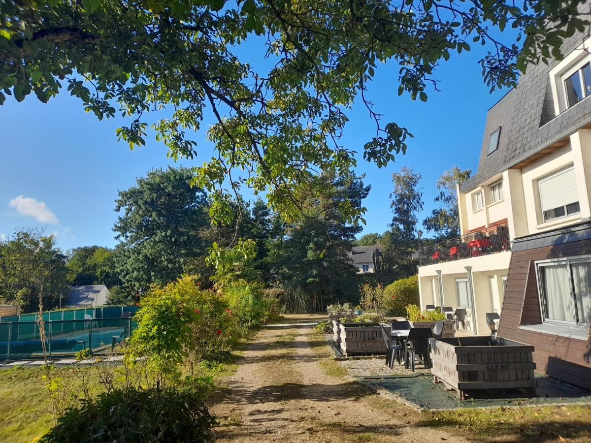 Hotel La Longue Vue Gennes-Val-de-Loire Exteriör bild