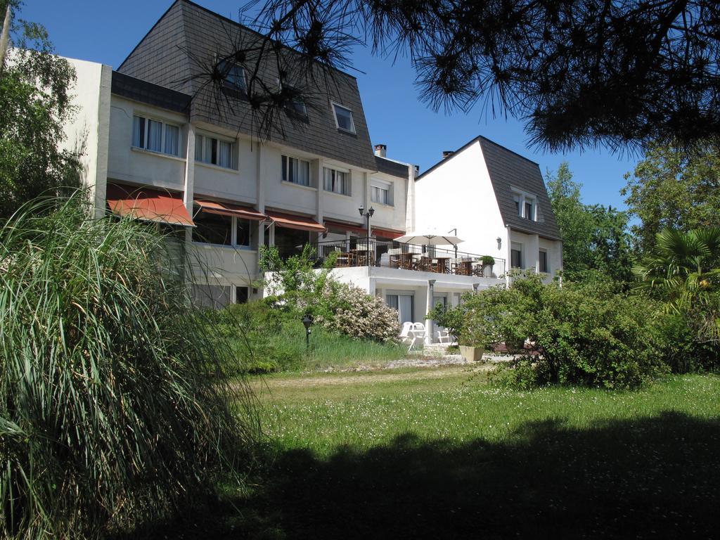 Hotel La Longue Vue Gennes-Val-de-Loire Exteriör bild